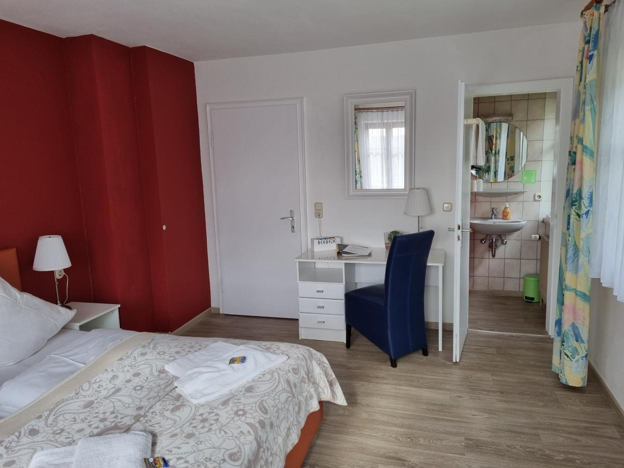 Boutiquehotel Goldene Rose - Self-Check-In Ротенбург об дер Таубер Екстериор снимка