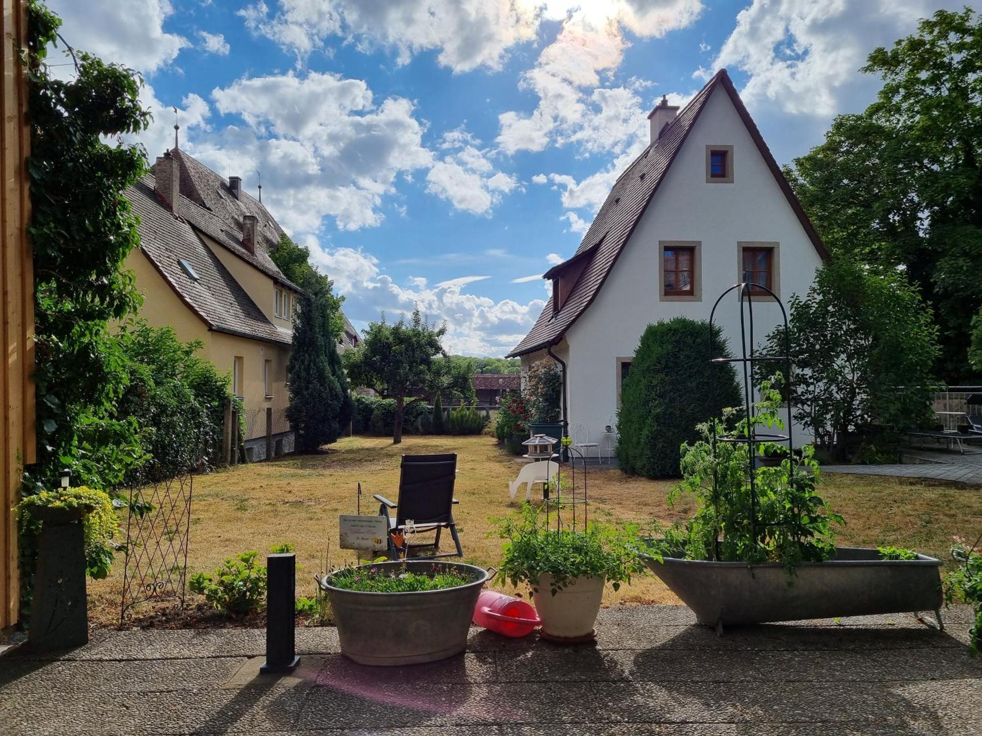 Boutiquehotel Goldene Rose - Self-Check-In Ротенбург об дер Таубер Екстериор снимка
