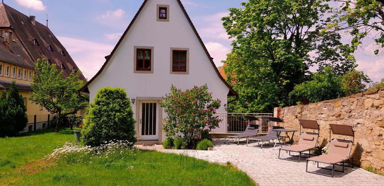 Boutiquehotel Goldene Rose - Self-Check-In Ротенбург об дер Таубер Екстериор снимка